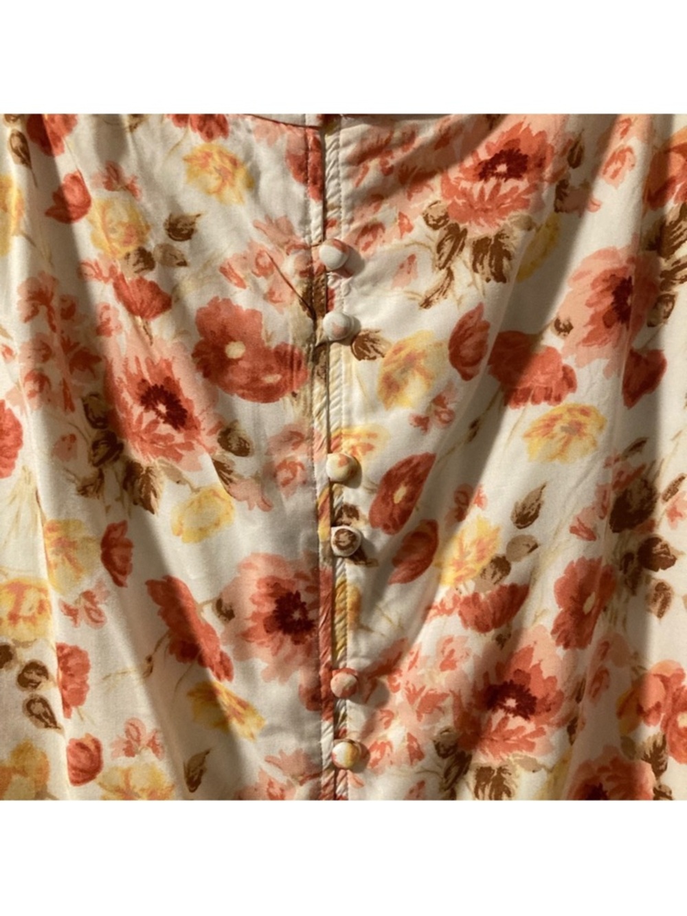 Abercrombie & Fitch Floral Maxi Skirt in White and Coral - Picture 2 of 3